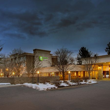 Holiday Inn Express Poughkeepsie By Ihg Kültér fotó