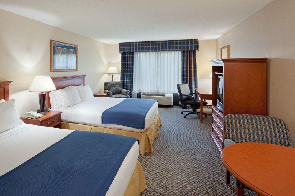 Holiday Inn Express Poughkeepsie By Ihg Kültér fotó
