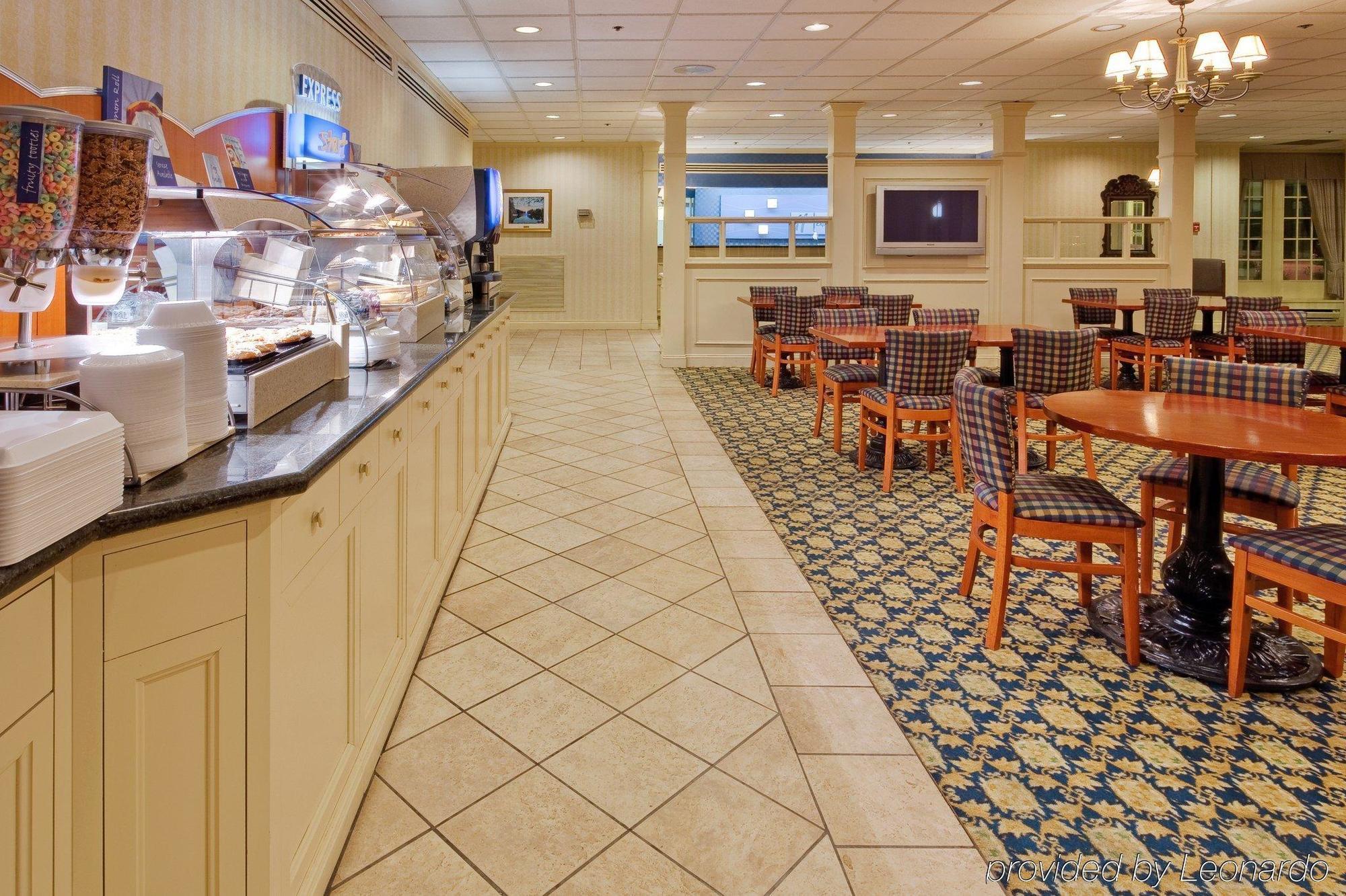 Holiday Inn Express Poughkeepsie By Ihg Kültér fotó